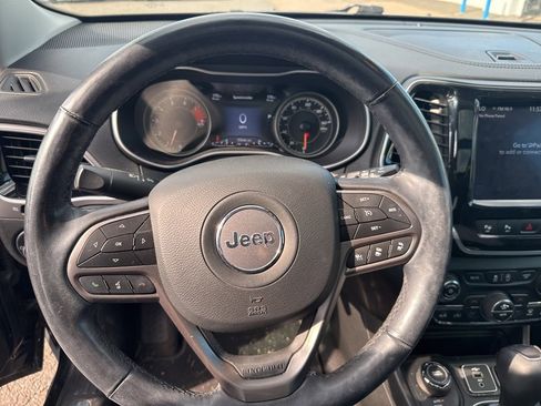 Used 2021 Jeep Cherokee Limited w/ Elite Package image 22
