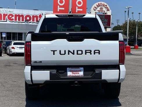 Certified 2026 Toyota Tundra Platinum w/ TRD Off-Road Package AWD/4WD image 43
