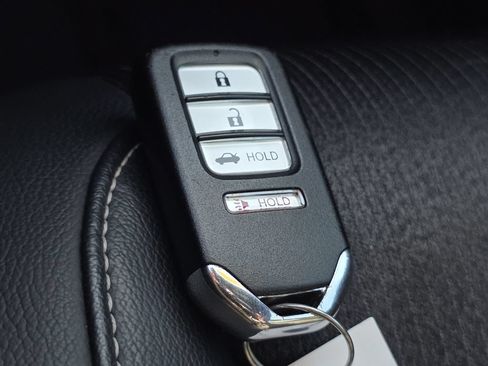Used 2018 Honda Accord Sport image 31