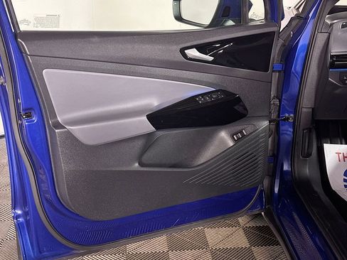 Used 2021 Volkswagen ID.4 Pro S w/ Gradient Package image 10