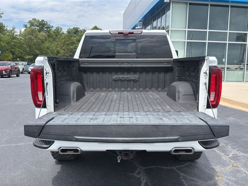 Used 2021 GMC Sierra 1500 AT4 w/ Technology Package AWD/4WD image 9
