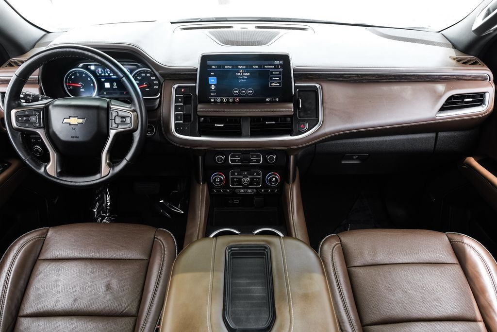 Used 2021 Chevrolet Suburban High Country RWD image 12