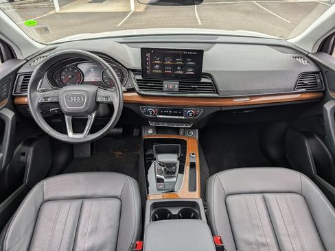 Used 2023 Audi Q5 2.0T Premium w/ Convenience Package AWD/4WD image 26
