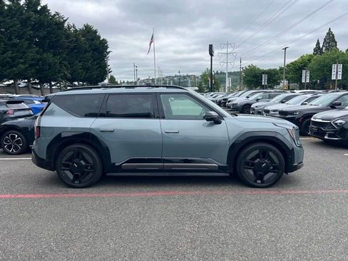 Used 2024 Kia EV9 GT-Line AWD/4WD image 6