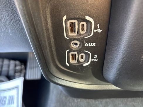 Used 2019 RAM 1500 Big Horn AWD/4WD image 18