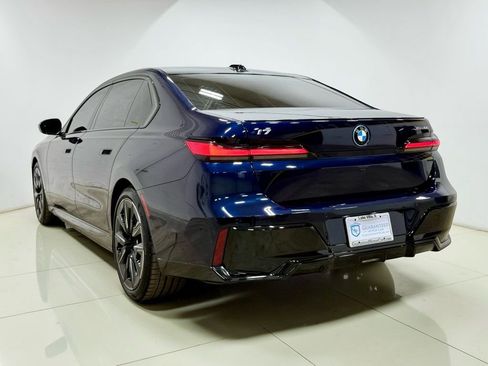 Used 2023 BMW i7 xDrive60 image 14