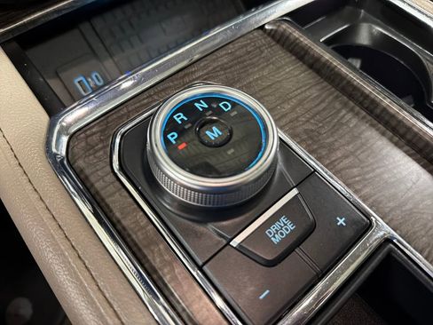 Certified 2021 Ford Expedition Limited RWD image 30