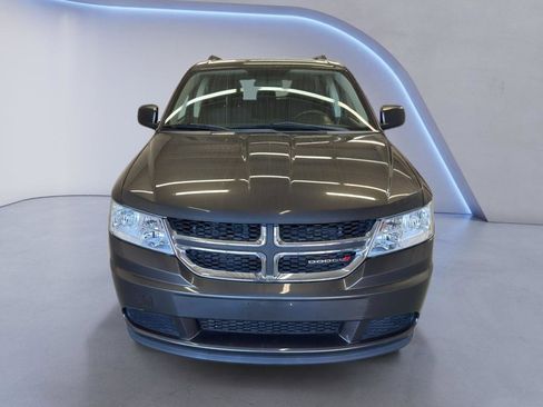 Used 2016 Dodge Journey SE image 2