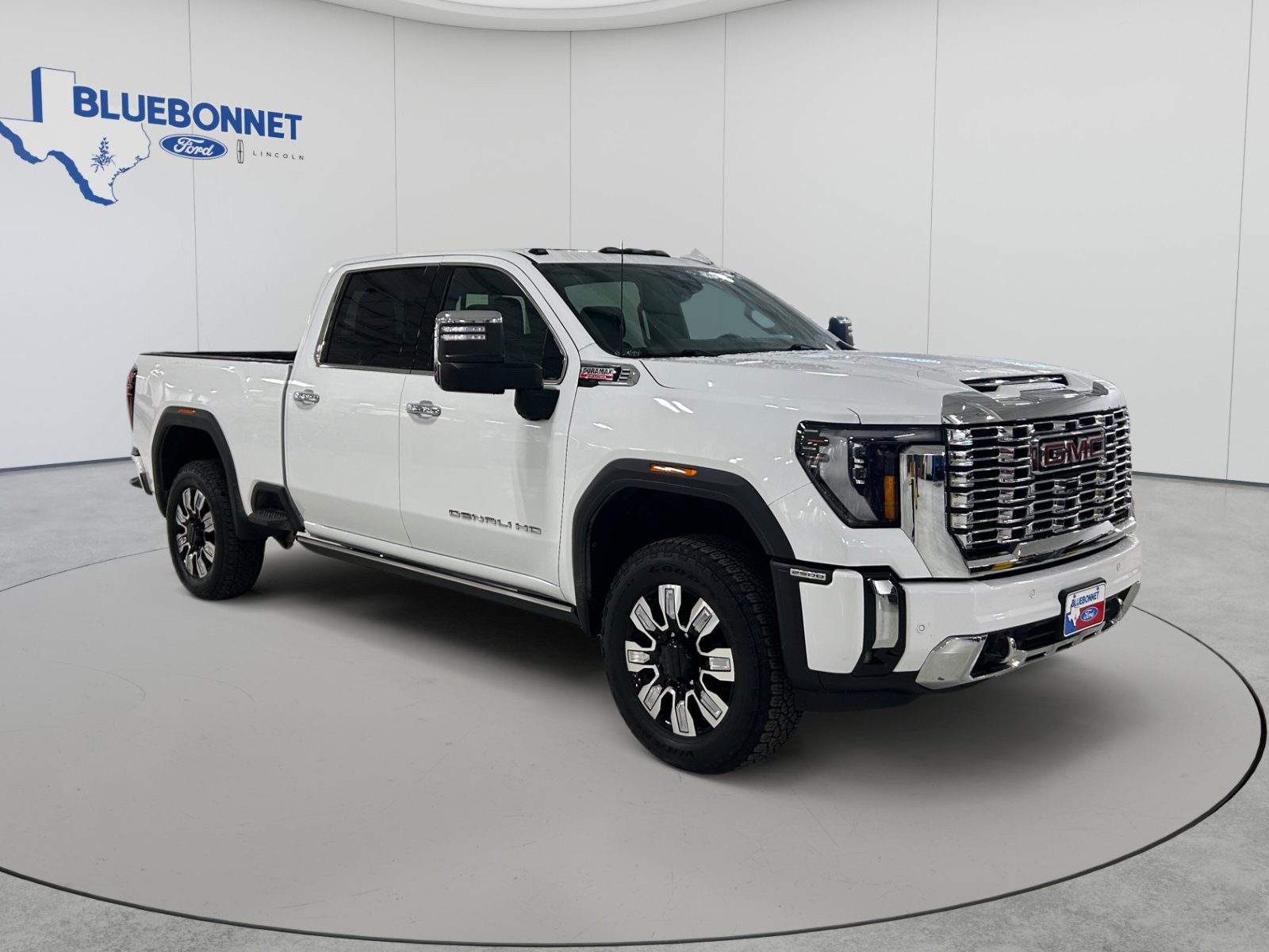 Used 2026 GMC Sierra 2500 Denali w/ Denali Reserve Package AWD/4WD image 3