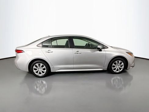 Used 2024 Toyota Corolla LE FWD image 11