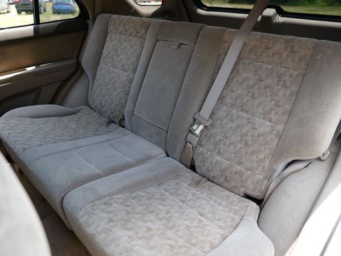 Used 2007 Kia Sorento 2WD image 8