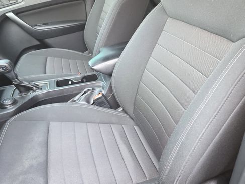 Used 2019 Ford Ranger XL w/ Equipment Group 101A Mid image 18