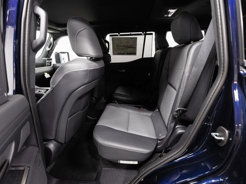 New 2026 Lexus GX 550 image 7