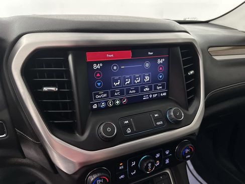 Used 2023 GMC Acadia SLE w/ Driver Convenience Package image 16