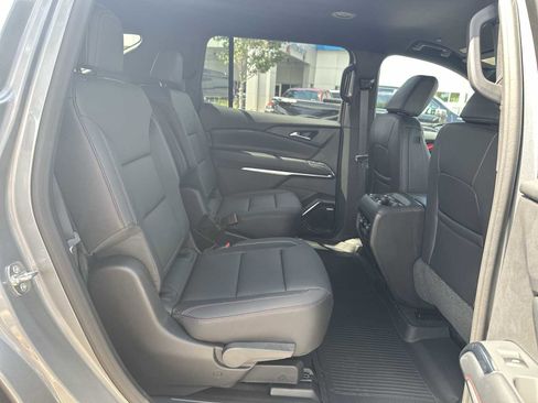 New 2026 Chevrolet Traverse Z71 w/ Enhanced Driving Package AWD/4WD image 18