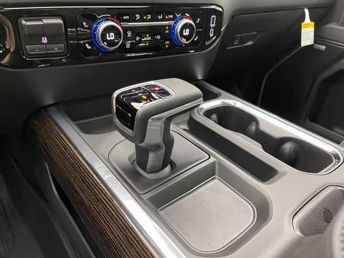 New 2026 GMC Sierra 1500 Elevation w/ Elevation Premium Package AWD/4WD image 29