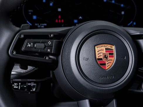 New 2026 Porsche Cayenne image 20