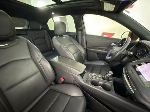 Used 2019 Cadillac XT4 Sport FWD image 36