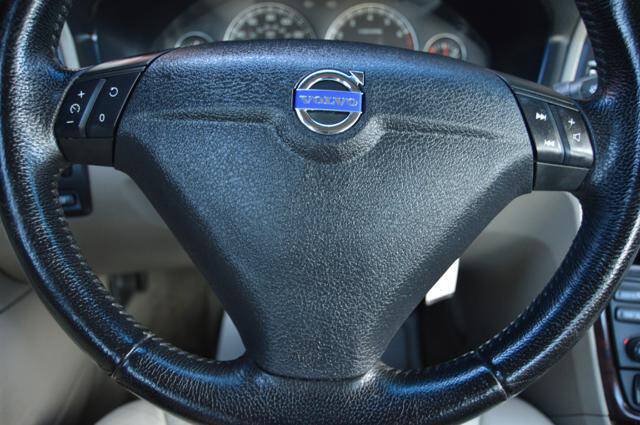 Used 2005 Volvo S60 2.5T FWD image 18
