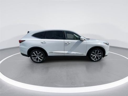 Certified 2023 Acura MDX SH-AWD w/ Technology Package image 9
