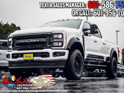 New 2026 Ford F250 Lariat w/ Black Appearance Package image 31