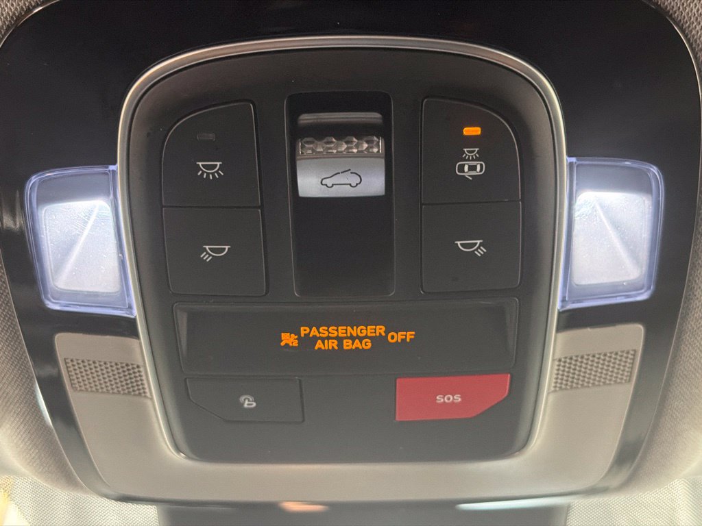 Used 2023 Hyundai Santa Fe Limited AWD/4WD image 19