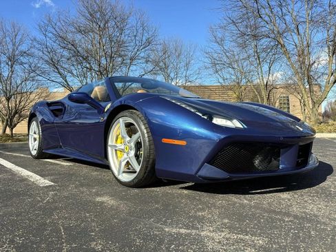 Used 2017 Ferrari 488 Spider image 62