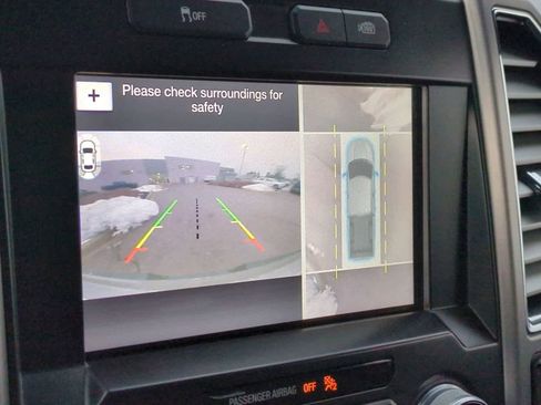 Used 2016 Ford F150 Platinum w/ Equipment Group 701A Luxury image 30