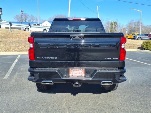 Used 2023 Chevrolet Silverado 1500 Custom Trail Boss image 23