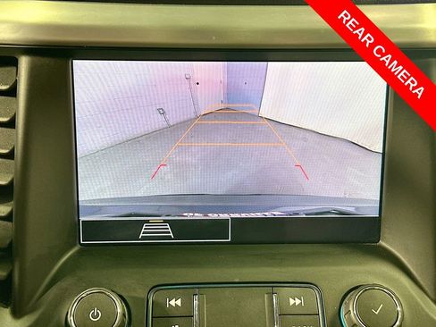 Used 2021 GMC Acadia SLE w/ LPO, Floor Liner Package image 14