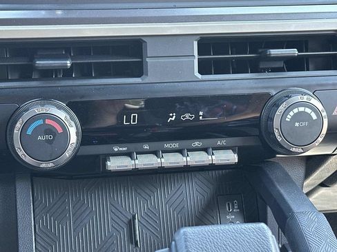 Used 2026 Toyota Tacoma TRD Off-Road AWD/4WD image 36