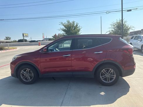 Used 2017 Hyundai Santa Fe Sport FWD image 6