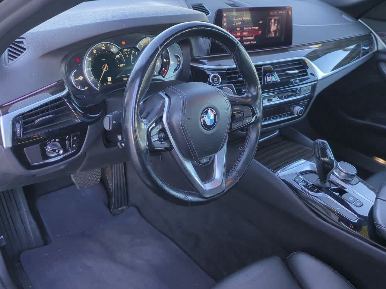 Used 2019 BMW 540i xDrive w/ Convenience Package AWD/4WD image 2