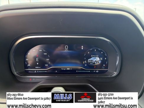 Used 2024 Chevrolet Suburban High Country w/ Advanced Technology Package AWD/4WD image 14