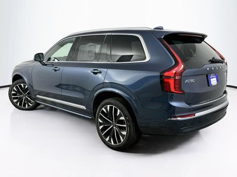 Used 2026 Volvo XC90 B5 Plus w/ Protection Package Premier AWD/4WD image 6