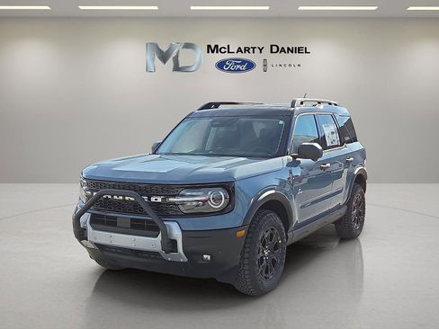 New 2025 Ford Bronco Sport Outer Banks w/ Sasquatch Outer Banks Package AWD/4WD image 2