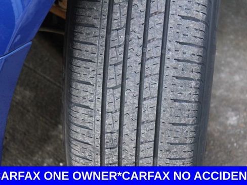 Used 2019 Dodge Grand Caravan SE w/ UConnect Hands-Free Group image 12