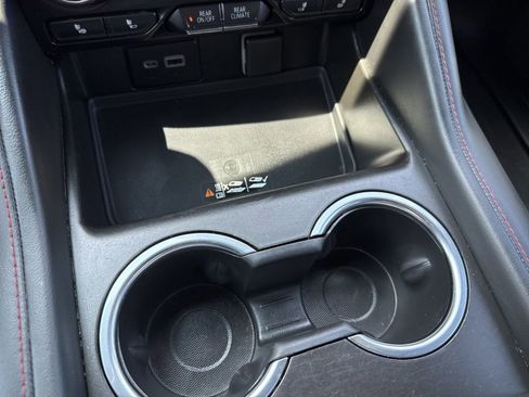 Used 2022 Chevrolet Suburban RST w/ Luxury Package image 33