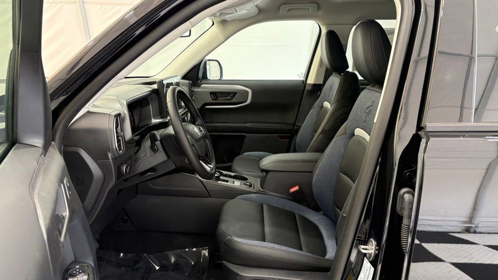 New 2026 Ford Bronco Sport Outer Banks AWD/4WD image 13