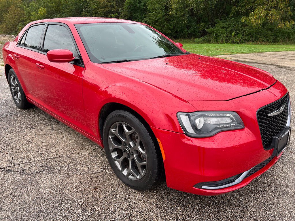 Used 2016 Chrysler 300 S AWD/4WD image 9