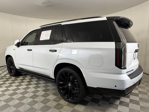 Used 2026 Cadillac Escalade Platinum Luxury AWD/4WD image 6