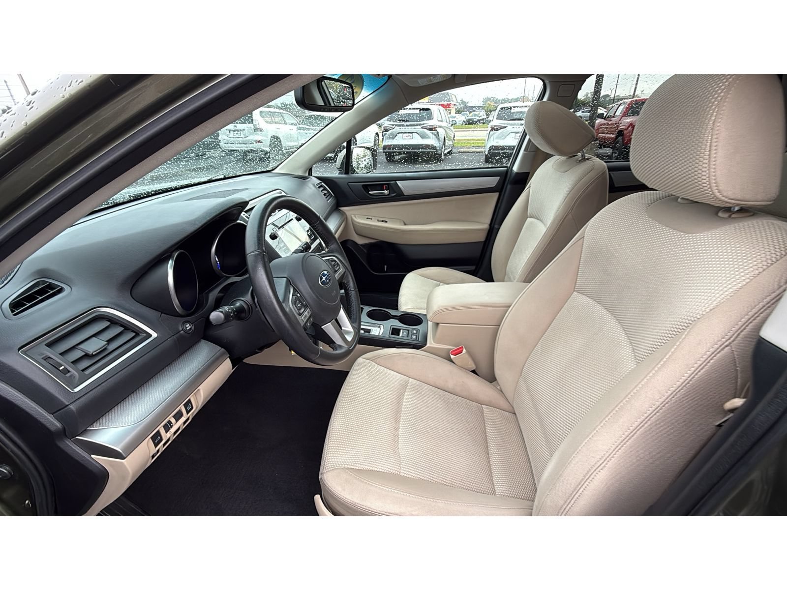 Used 2017 Subaru Outback 2.5i Premium AWD/4WD image 29