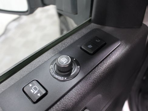 Used 2016 Ford F250 Lariat w/ Chrome Package AWD/4WD image 8