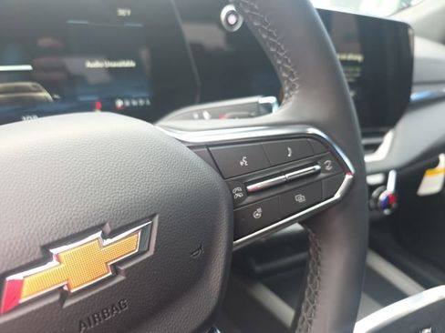 New 2026 Chevrolet Equinox LT w/ Convenience Package II image 16