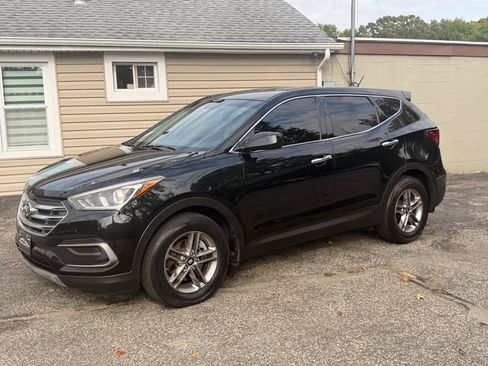 Used 2018 Hyundai Santa Fe Sport AWD/4WD image 2