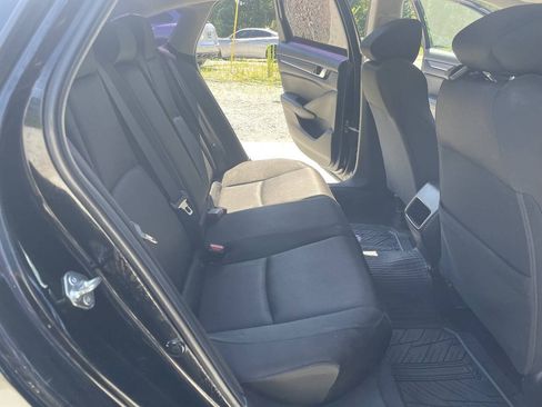 Used 2018 Honda Accord LX image 21