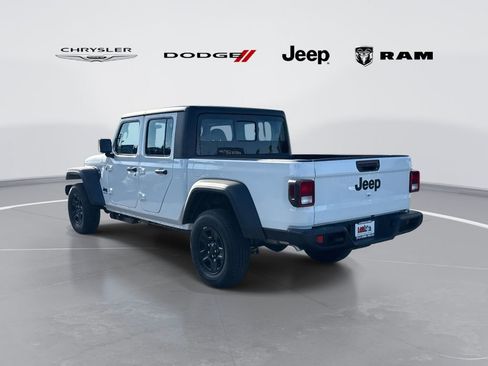 New 2026 Jeep Gladiator Sport image 4