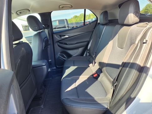 Used 2021 Buick Encore GX Preferred FWD image 11
