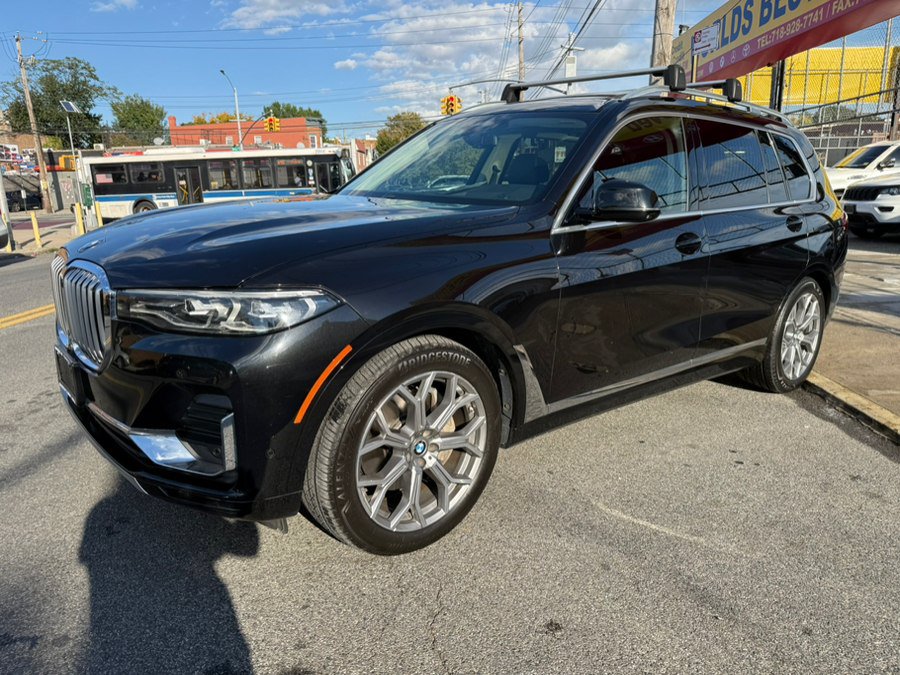 Used 2020 BMW X7 xDrive40i w/ Premium Package AWD/4WD image 3
