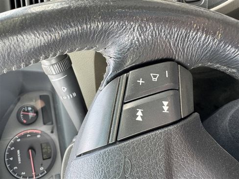 Used 2002 Volvo S60 2.4T image 21